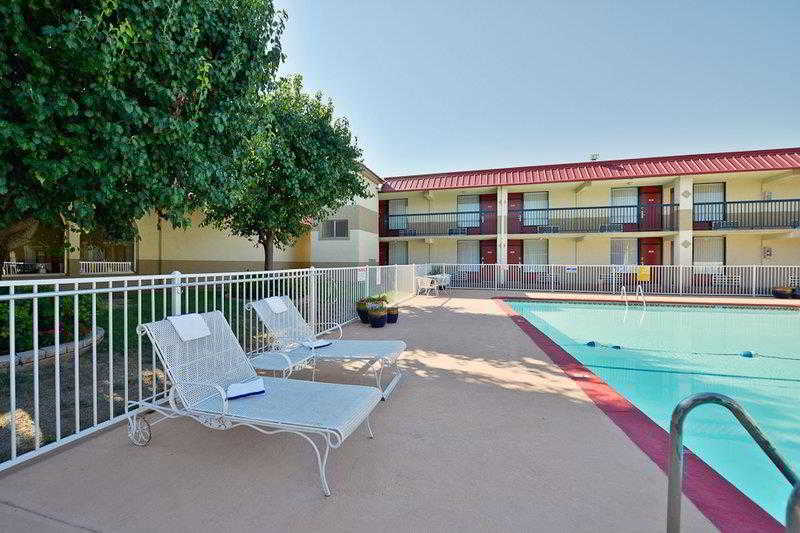 Best Western Tulsa Airport Exterior photo